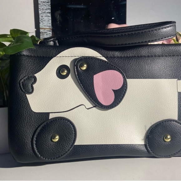 Betsey Johnson White Dog Pet clutch NWOT - Picture 1 of 4